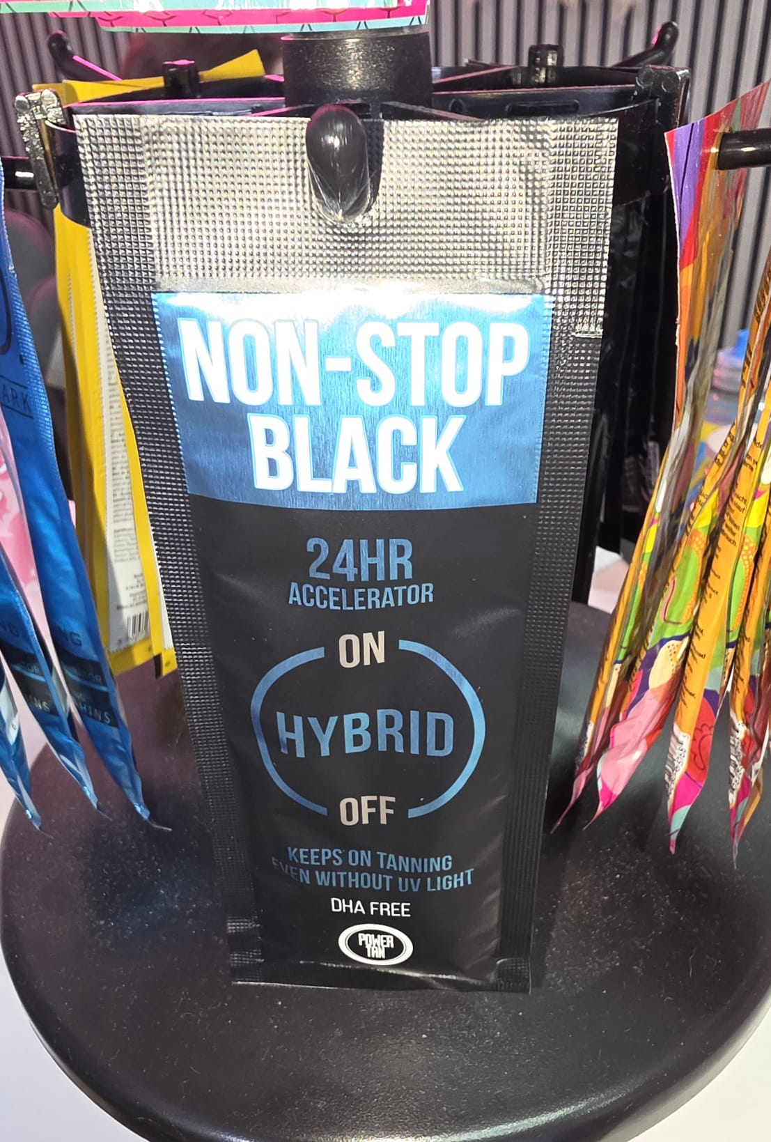 Non-Stop Black 24hr hybrid tanning accelerator